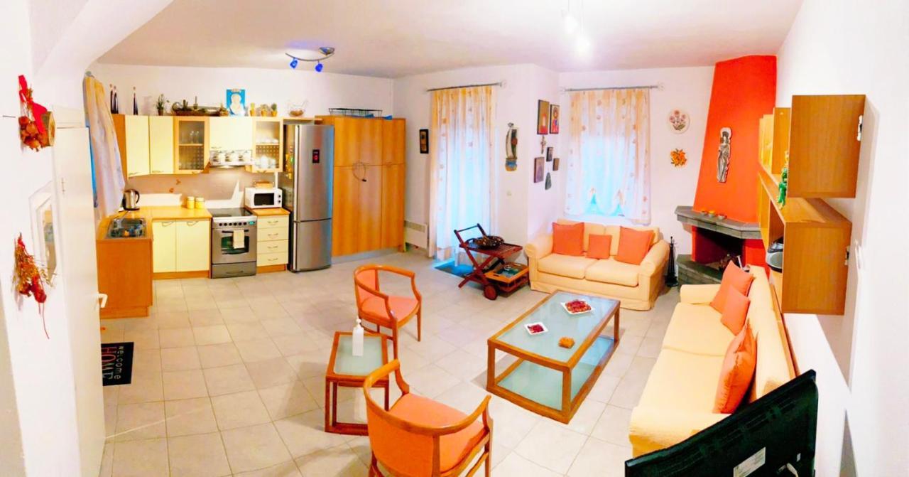 Heaven'S Door- Siviri Maisonette Bagian luar foto